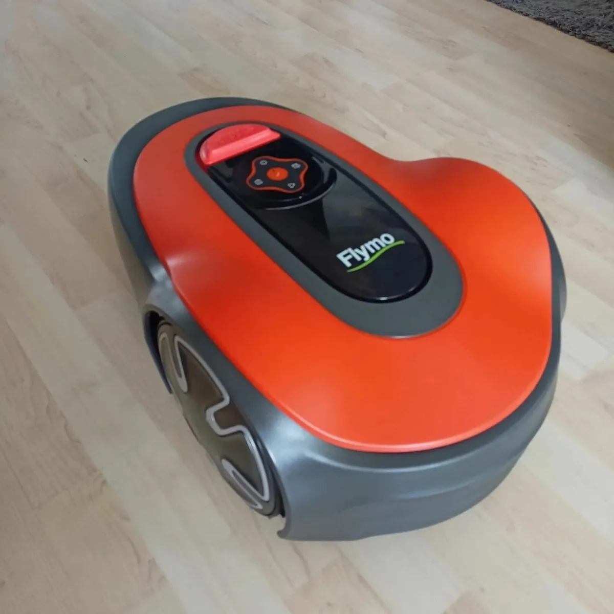 Flymo EasiLife GO 250 Automatic Robotic Lawn Mower - Image 1
