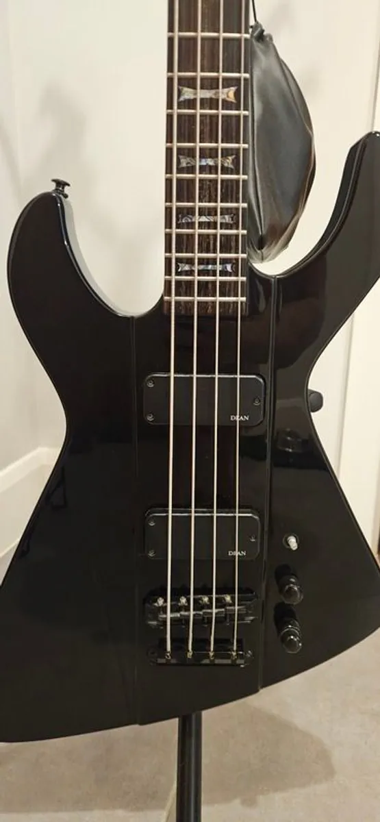 Dean Demonator (4 I think) Active Bass - Image 4