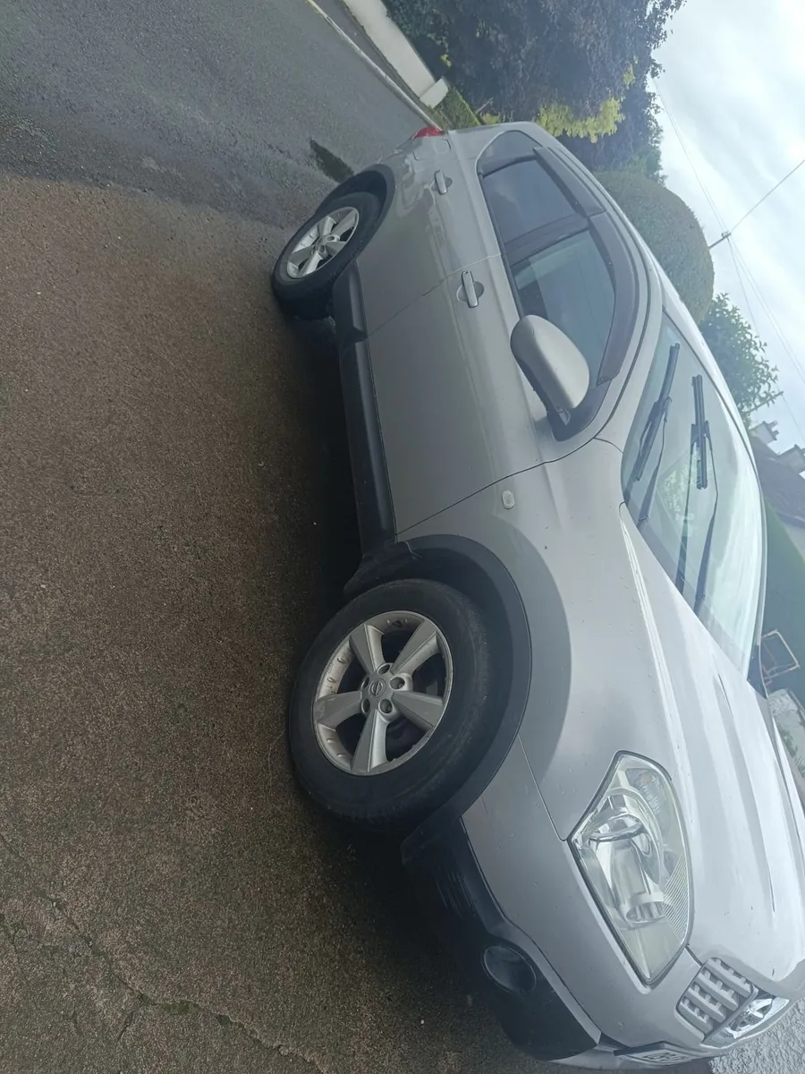 Nissan Qashqai 2009 - Image 4