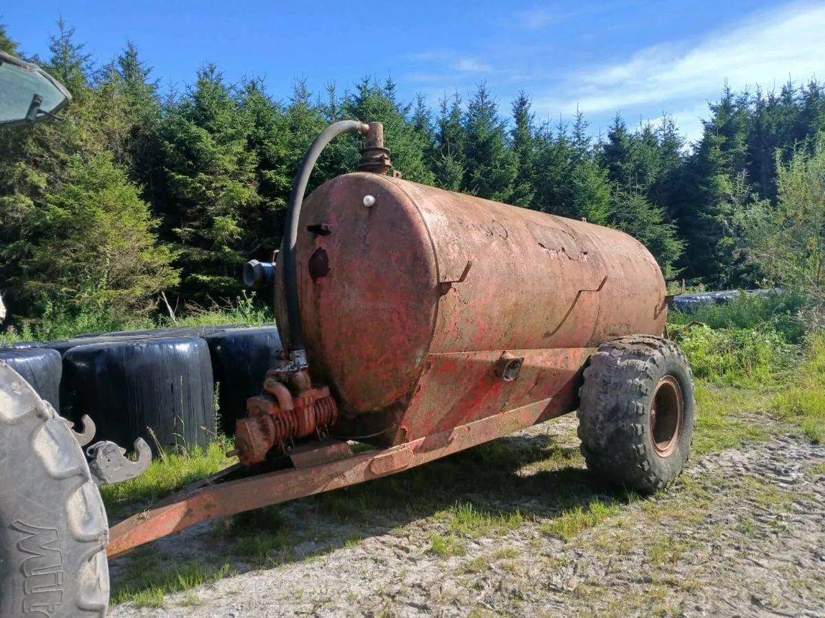 1300 gallon tank - Image 2
