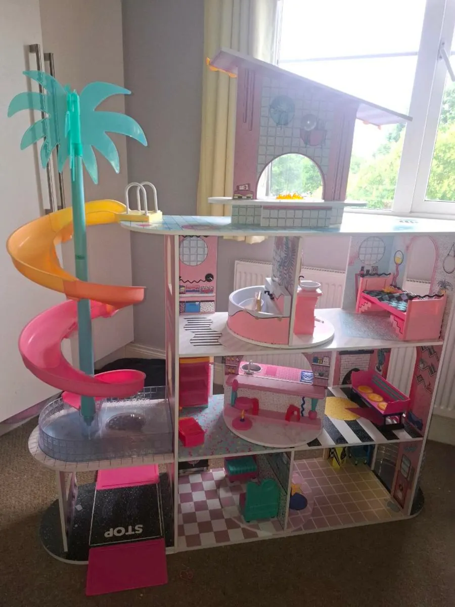 LOL Doll House - Image 2