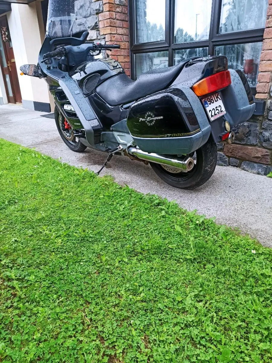 Honda pan European st 1100 - Image 3
