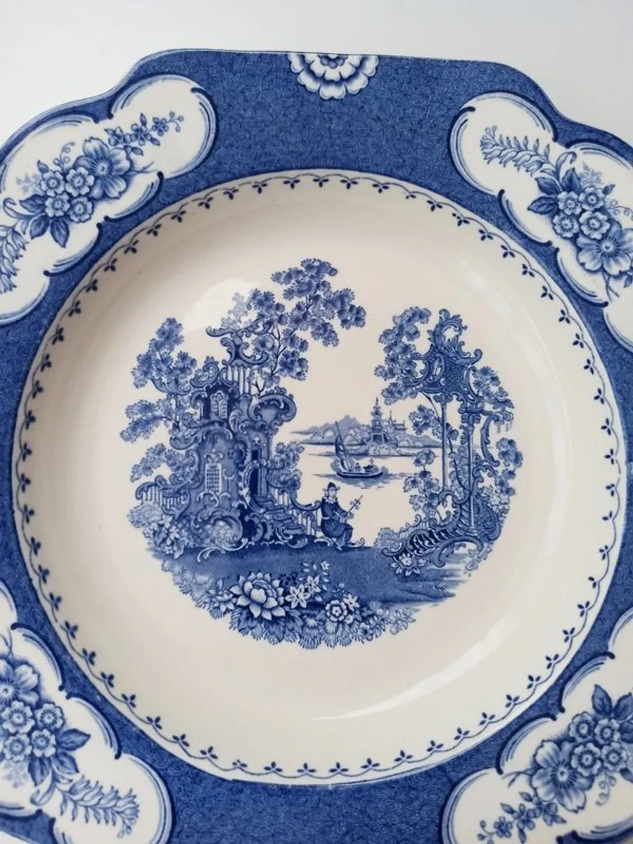 Two Vintage Adams Aladdin pattern  blue and white oriental scene shallow plates  D 22.5cm - Image 2