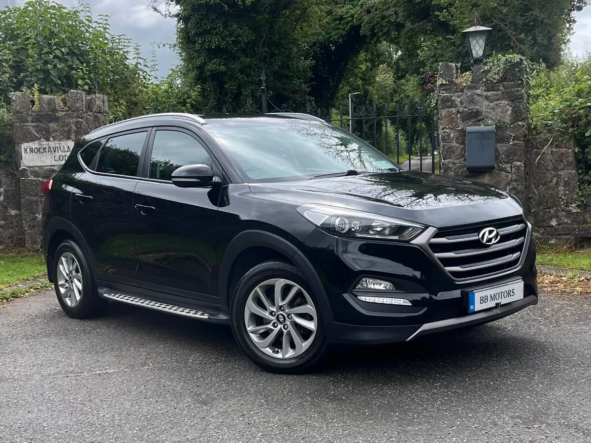 Hyundai Tucson 1.7 D Executive - Image 3