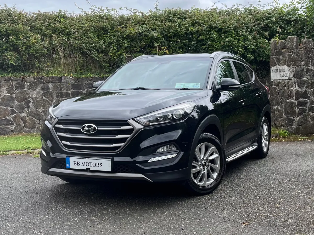 Hyundai Tucson 1.7 D Executive - Image 4