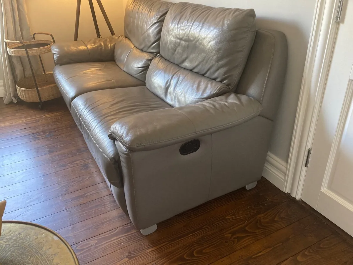 Leather sofa - Image 2
