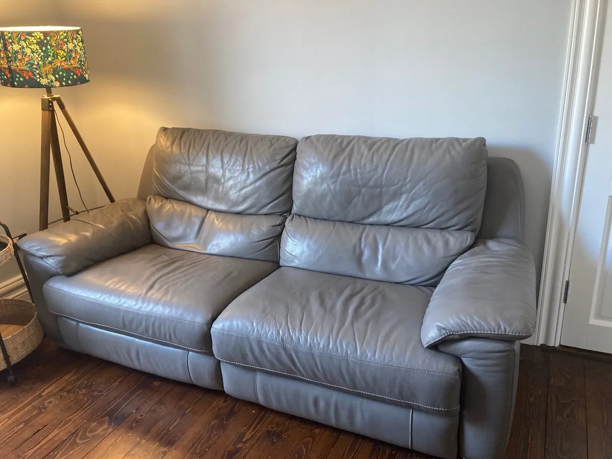 Leather sofa - Image 3