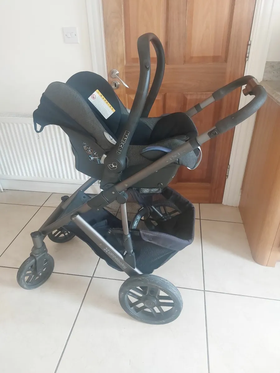 Uppa Baby Vista travel system - Image 2