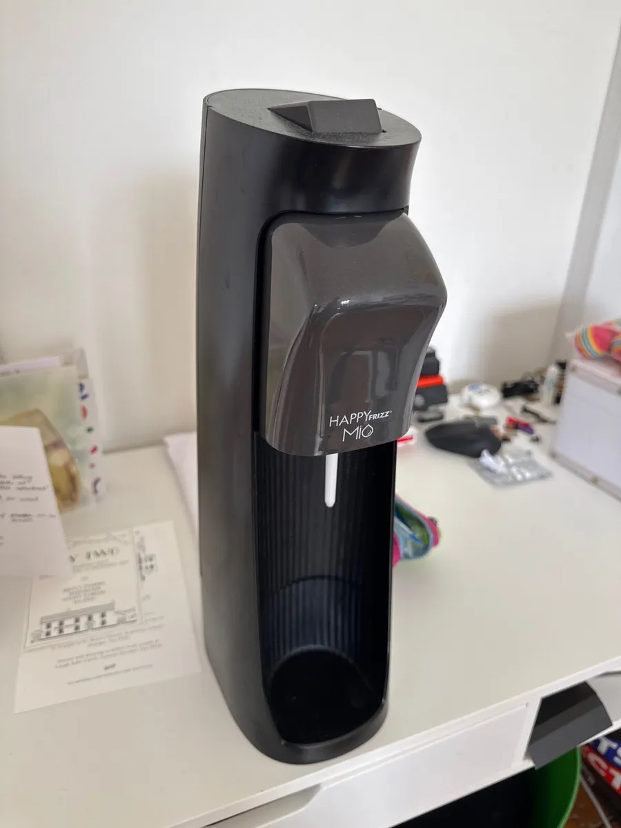 Soda stream (sparking water maker)