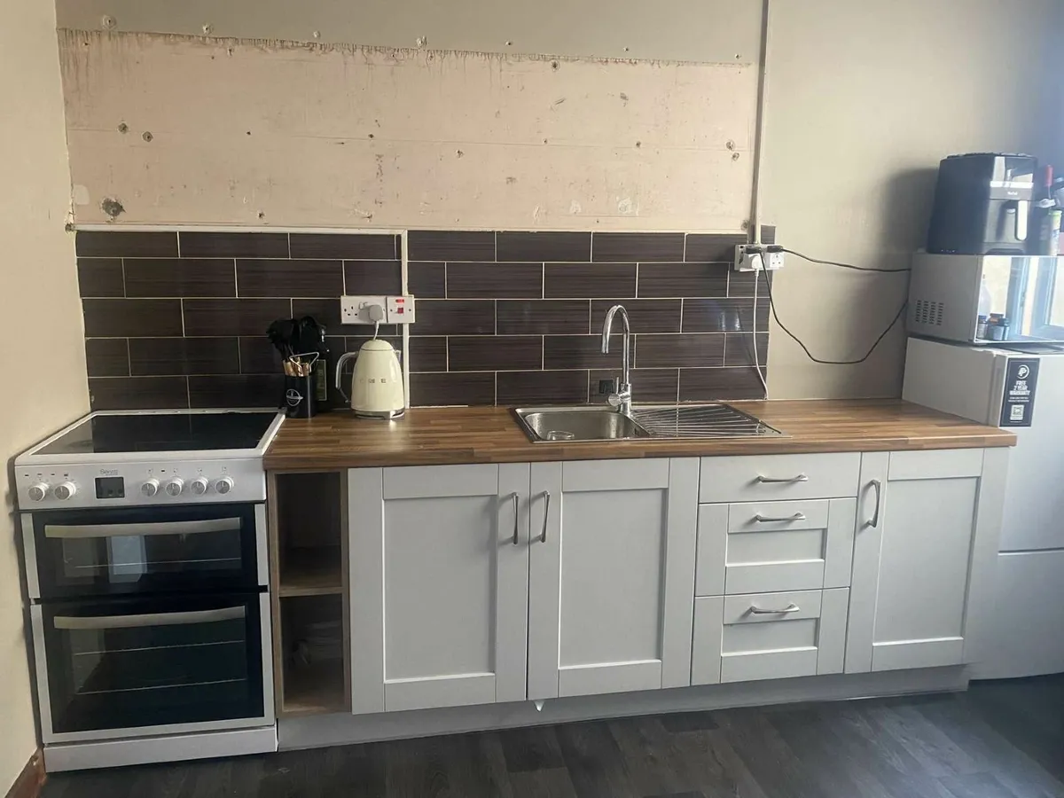 kitchen - Image 2