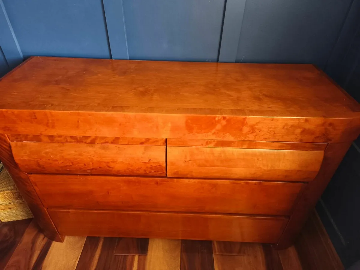 Bedroom furniture - Image 1