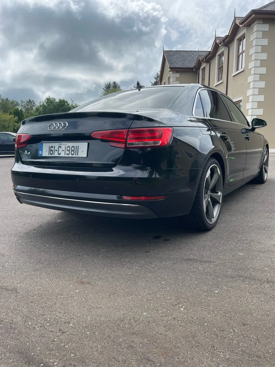 Audi A4 Diesel Black Manual - Image 3