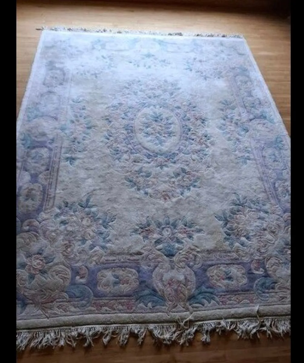 Pure wool rug 150 x 107" - Image 1