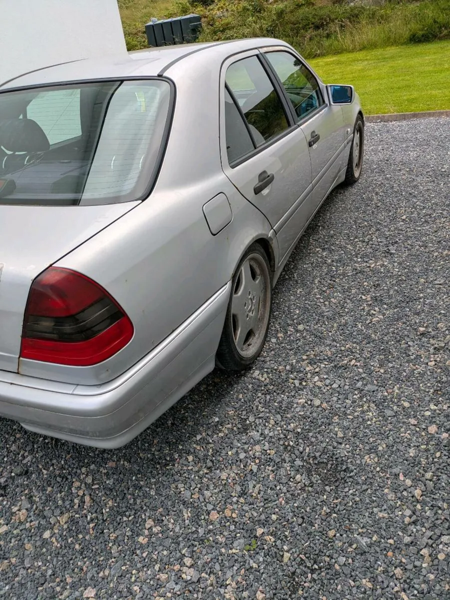 Mercedes c180 - Image 2