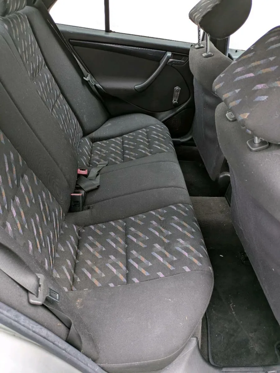 Mercedes c180 - Image 4