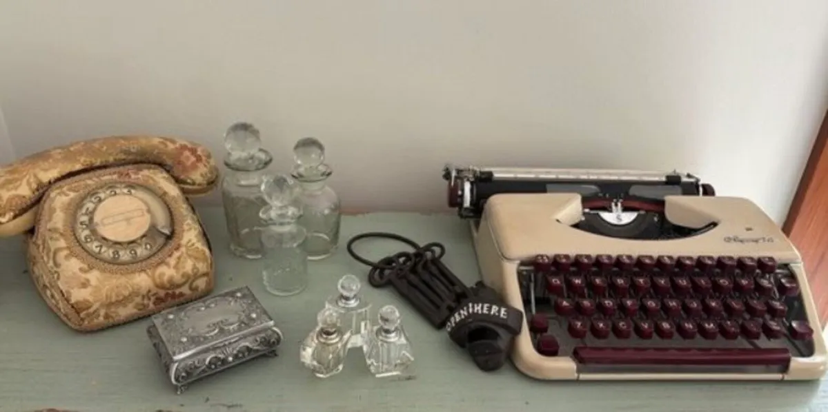 Antique bundle