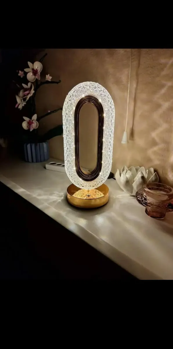 Table lamp/ Bedside lamp/ Modern LED light - Image 1