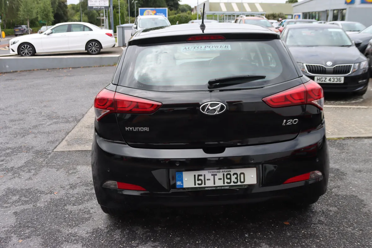 2015 Hyundai i20 DeLuxe 1.2 5-dr  Petrol as new - Image 4