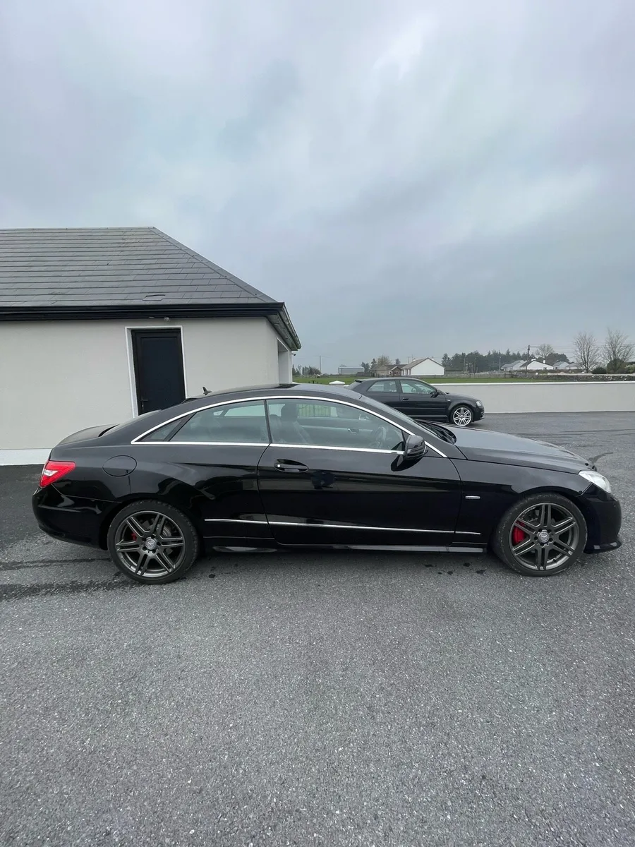 Mercedes-benz E-class E220 AMG Sport Auto - Image 4