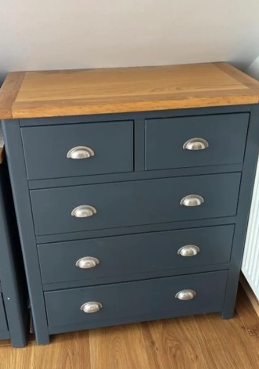 Dresser and drawers set - Image 2