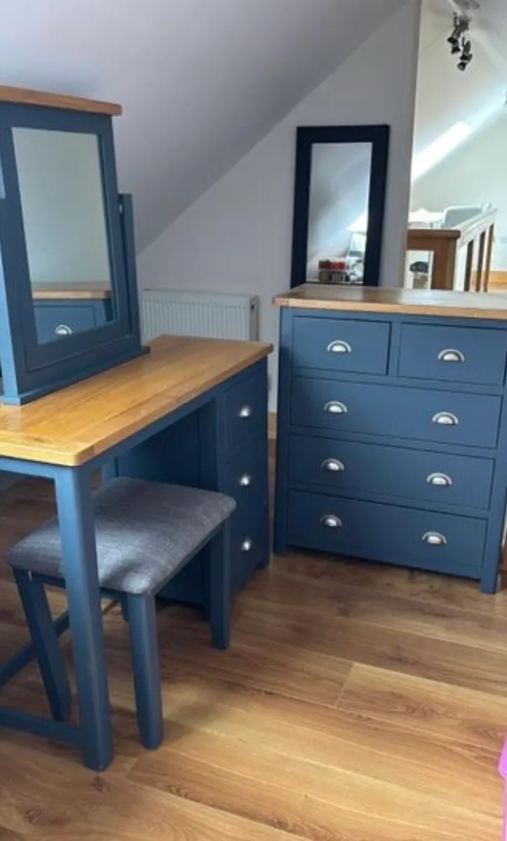 Dresser and drawers set - Image 4