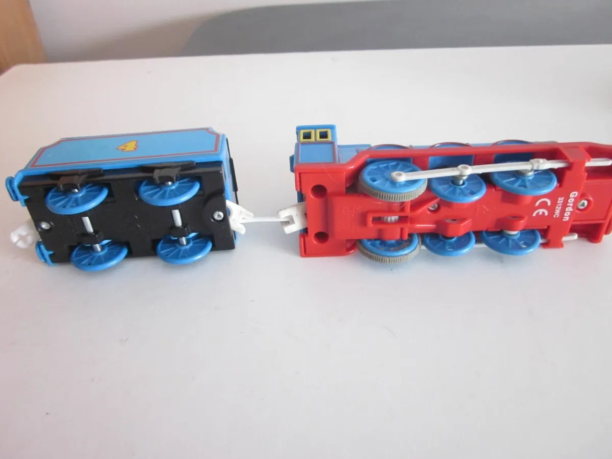 Three Thomas & Friends Motorised TrainEngines/Carr - Image 4