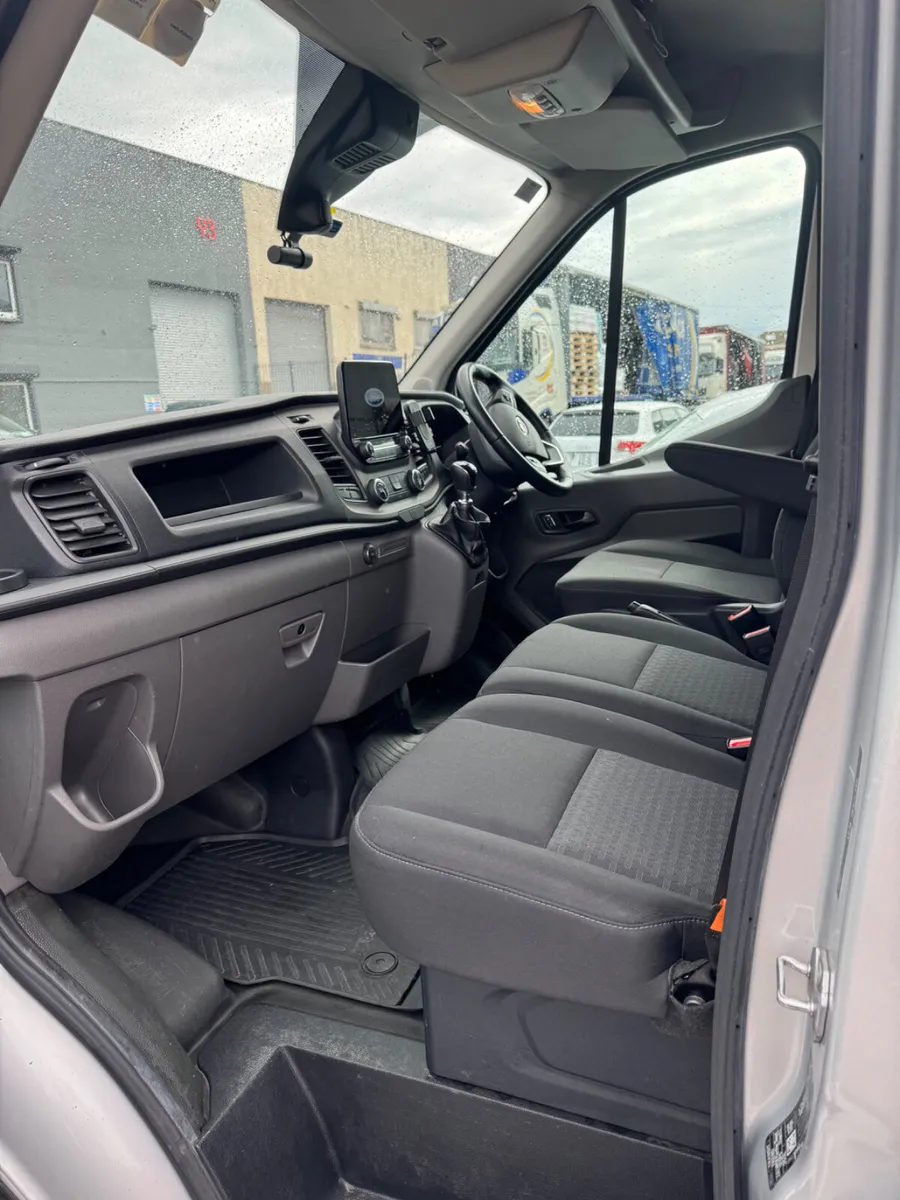 Ford Transit 2021 with 600kilo tail lift - Image 4