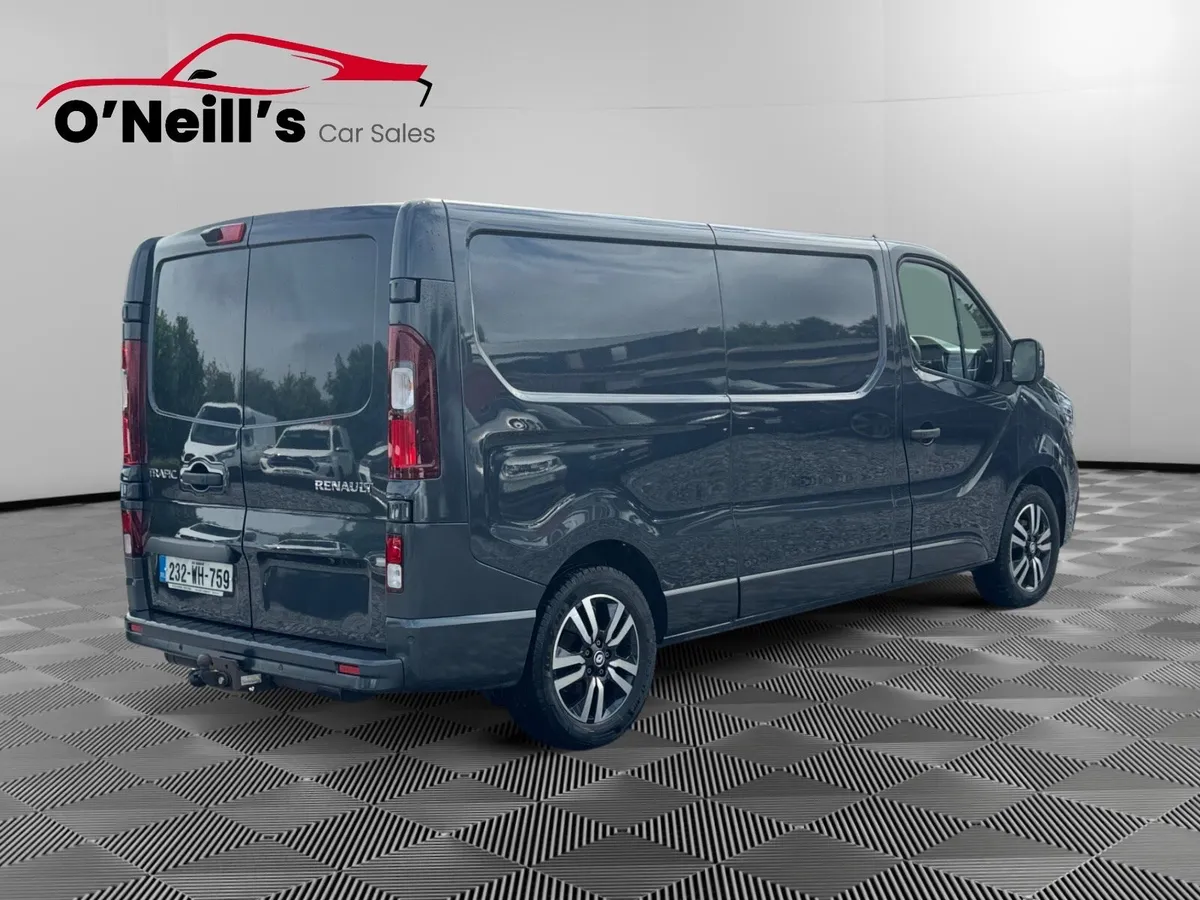 Renault Trafic 2023 BLUE DCI 170 AUTO LWB PLYLINED - Image 3