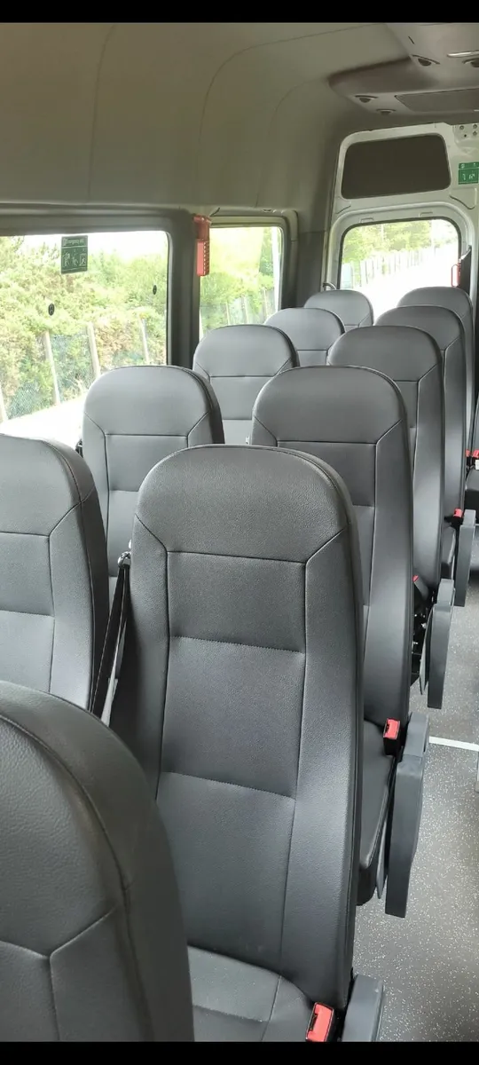 Mercedes-Benz Sprinter 2021 - Image 2