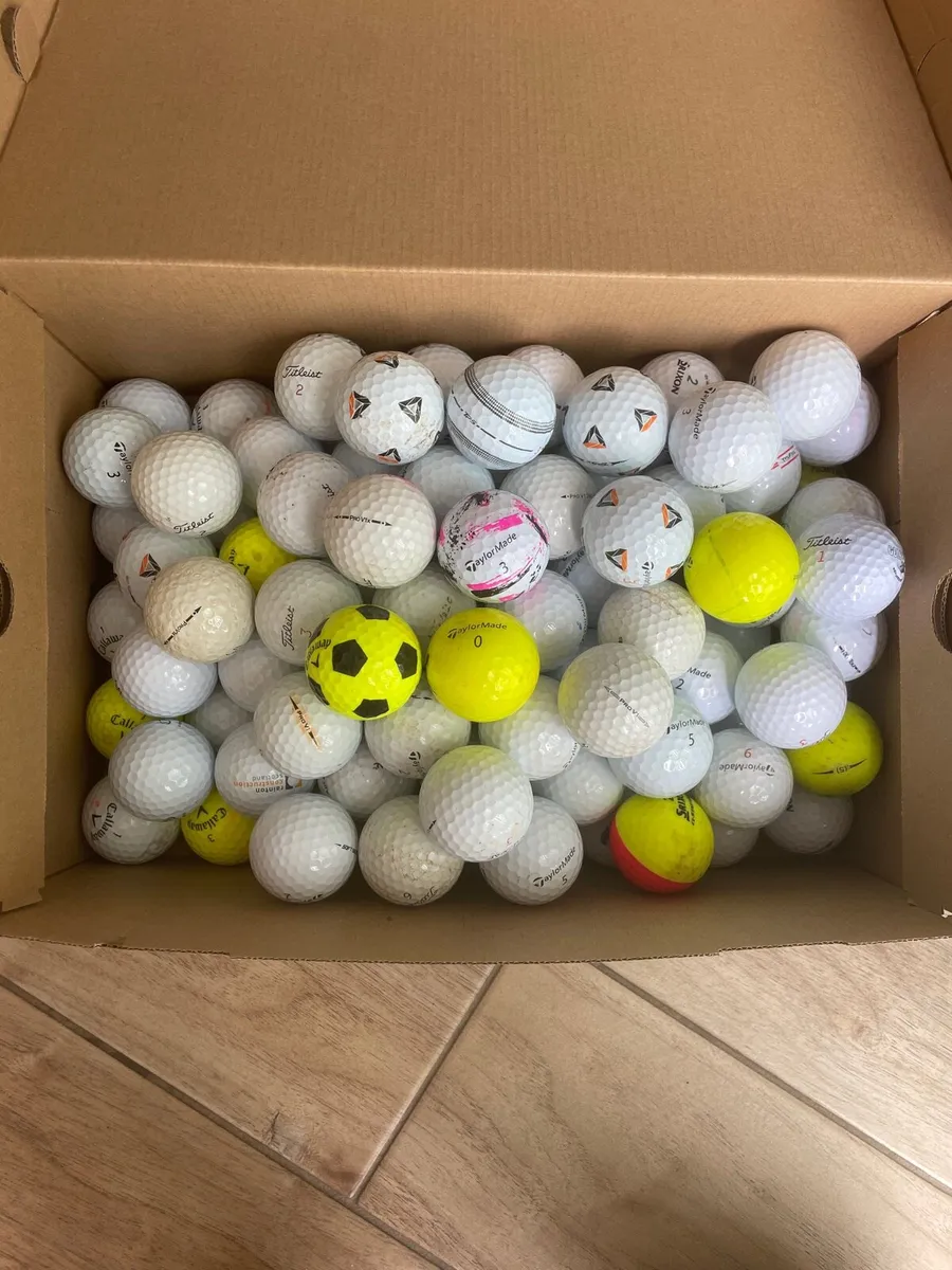 Golf balls - Image 1