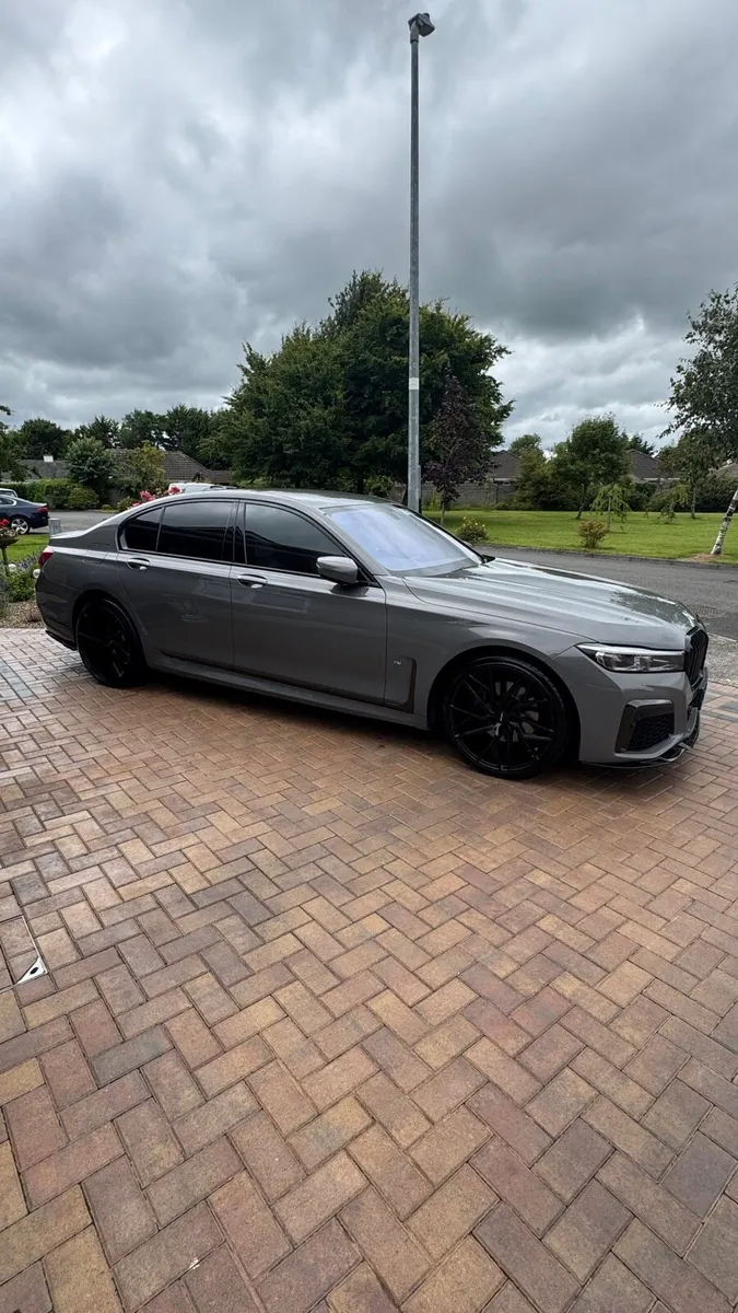 BMW 730D M Sport LOW KM - Image 4