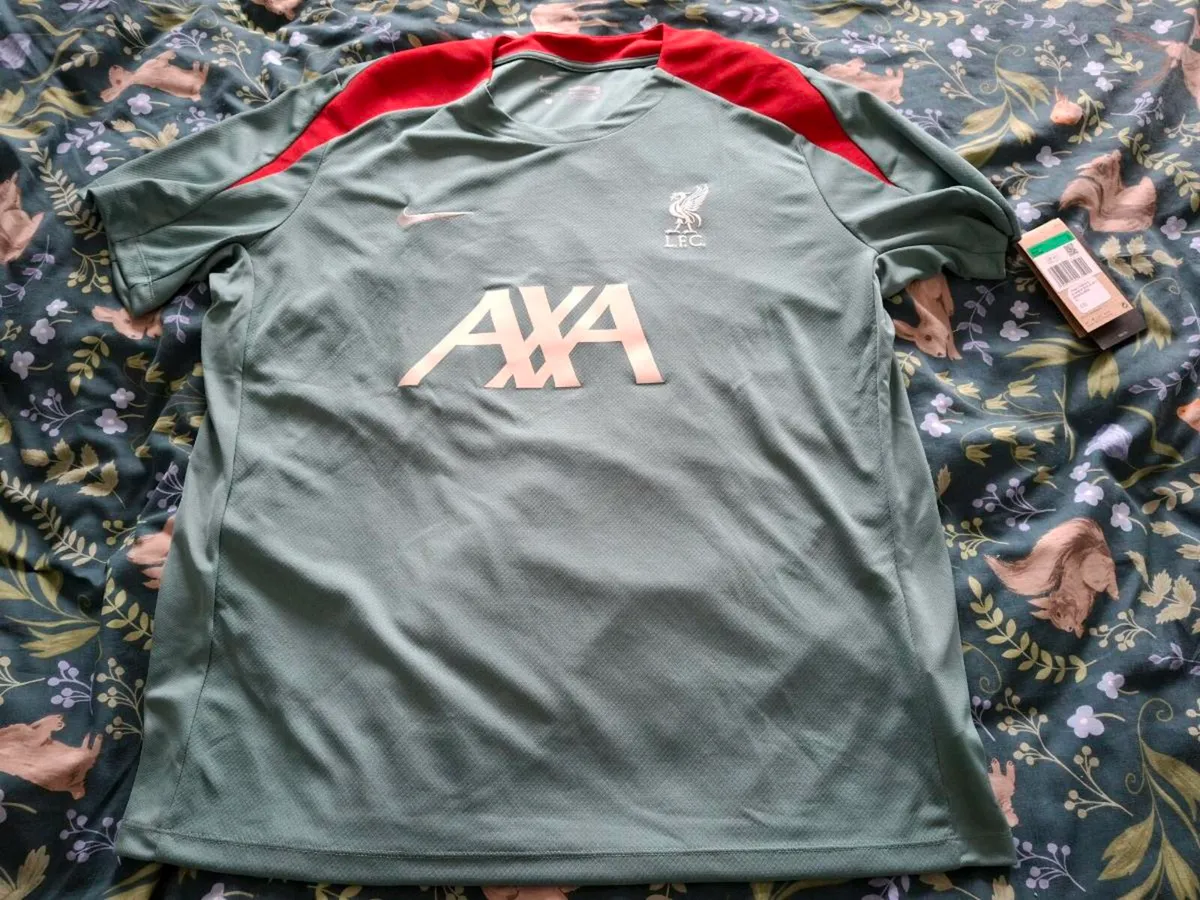 Liverpool jersey - Image 1