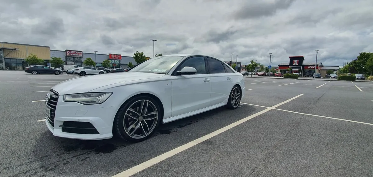 Audi A6 c7 black edition quattro - Image 4