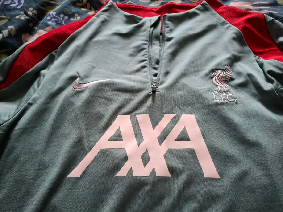 Liverpool jersey - Image 2
