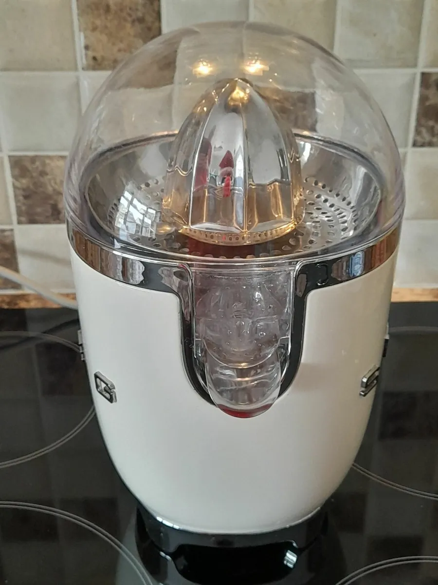 Smeg Juicer - Image 2