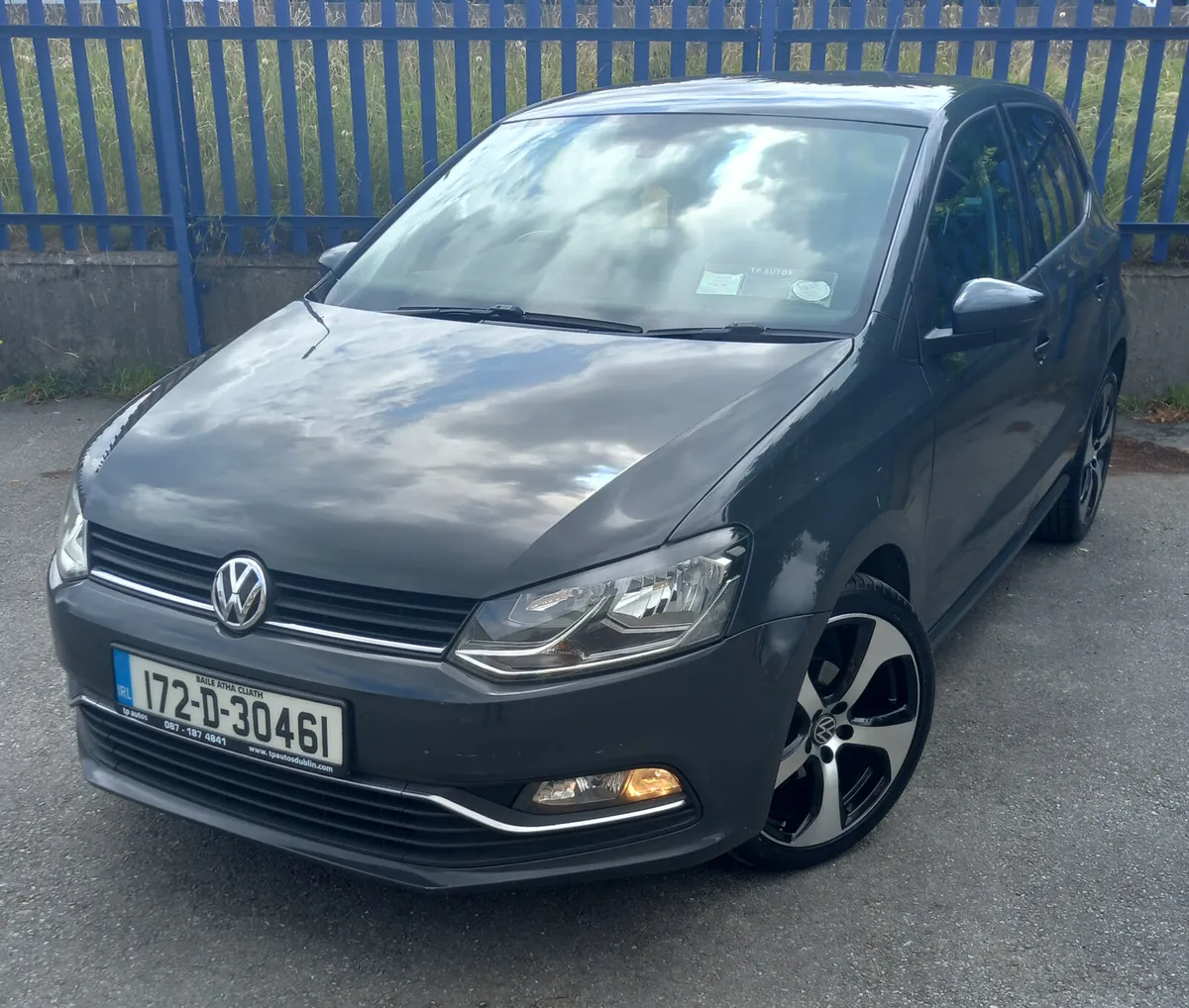 2017 VOLKSWAGEN POLO *FSH MINT CONDITION* - Image 1