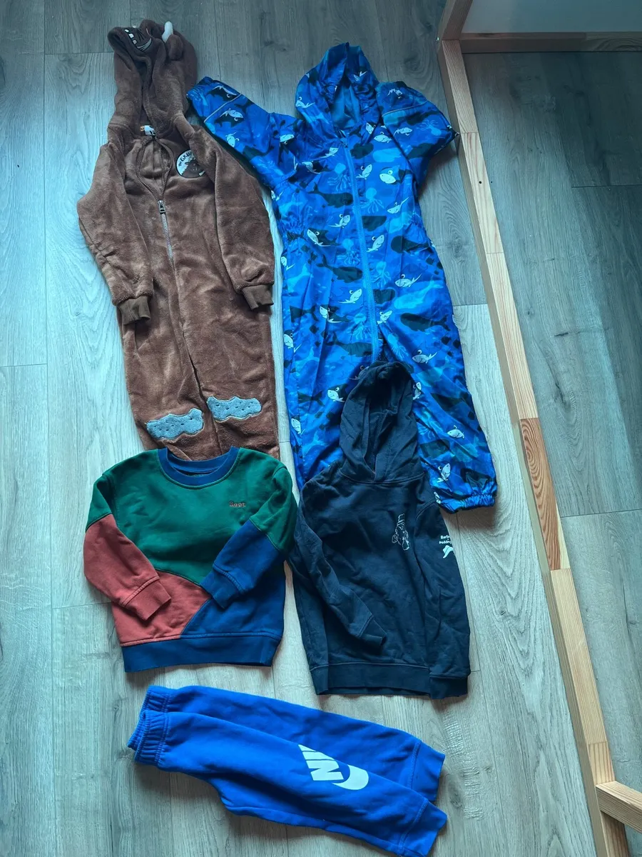 Boys clothes 3-4 years - Image 2