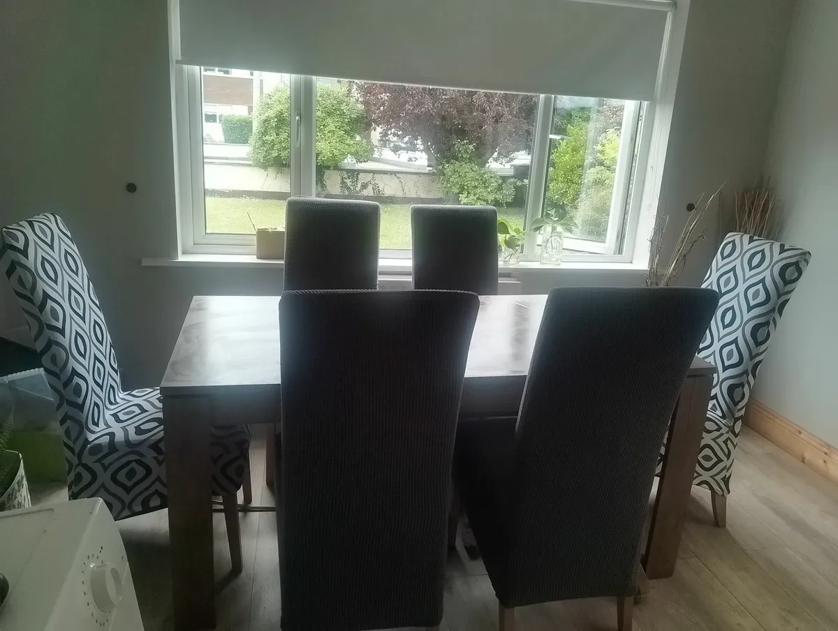 Kitchen table @6 chairs - Image 1