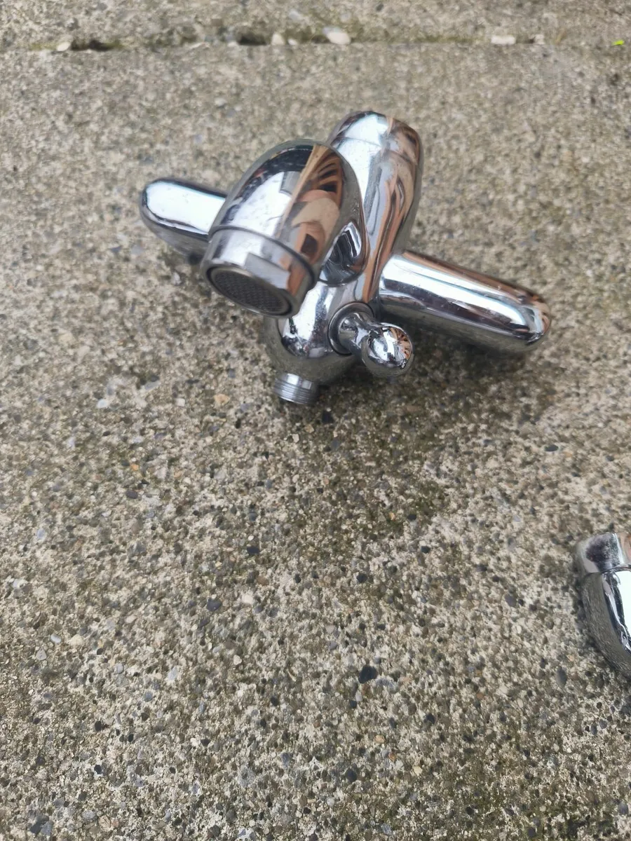 Bath mixed tap - Image 3