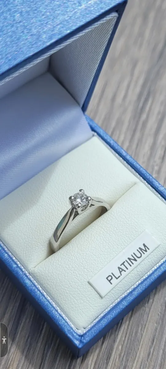 Antique Platinum Diamond Engagement Ring - Image 3