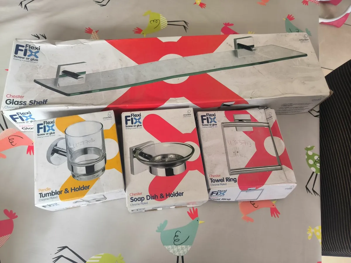Bathroom accessories - Image 4
