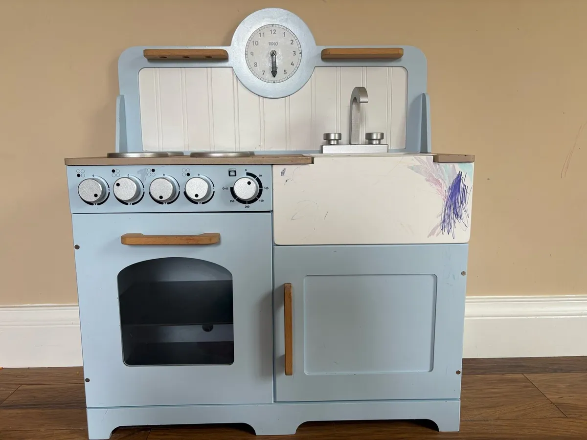 Children Kitchen - Image 1