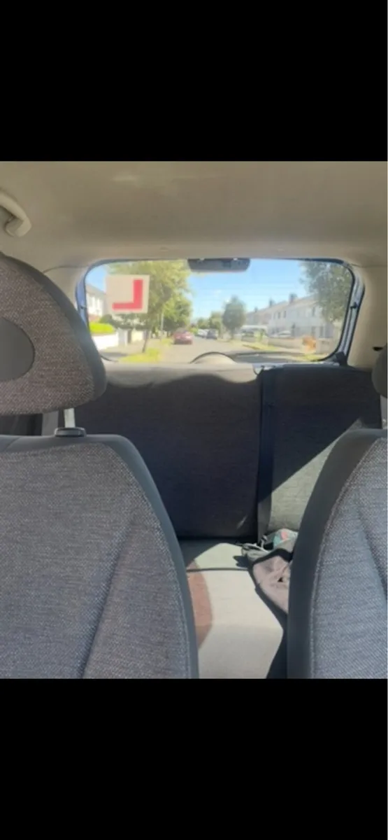 Automatic Nissan march OPEN TO OFFERS - Image 4