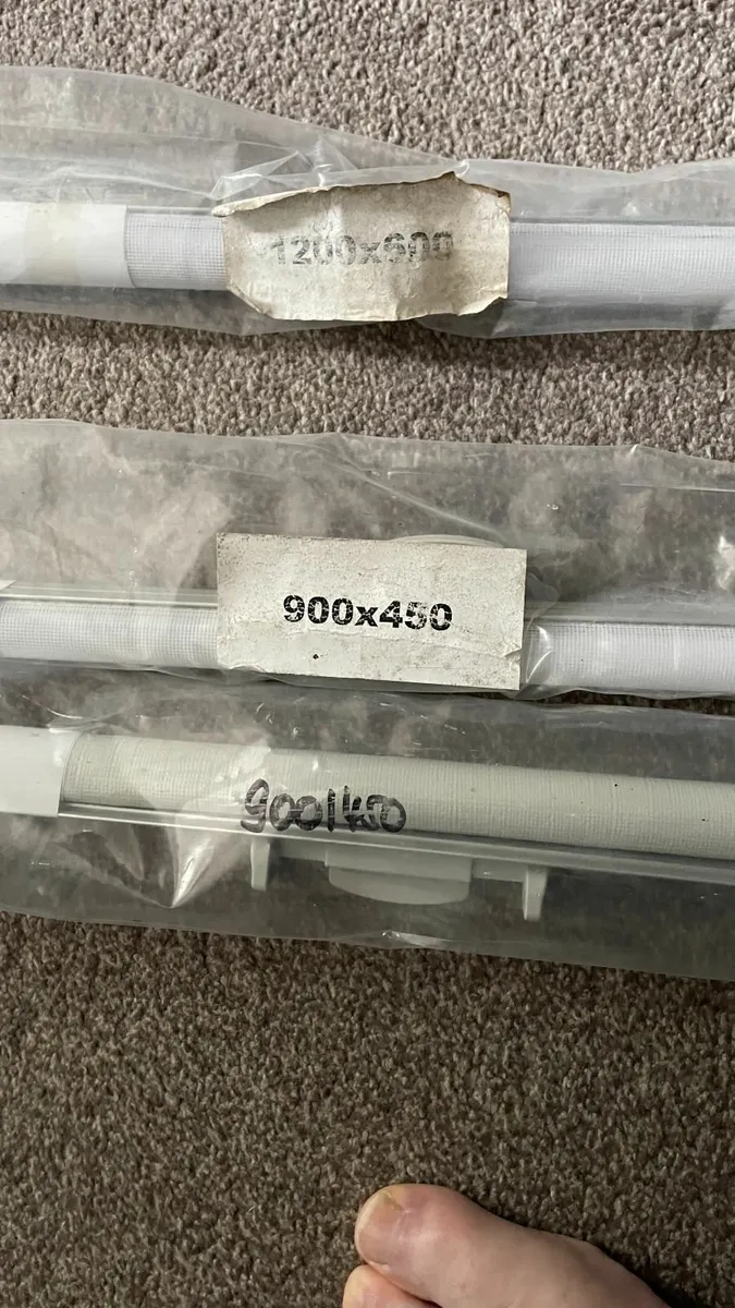 Blinds, Dometic Seitz, NEW. - Image 1