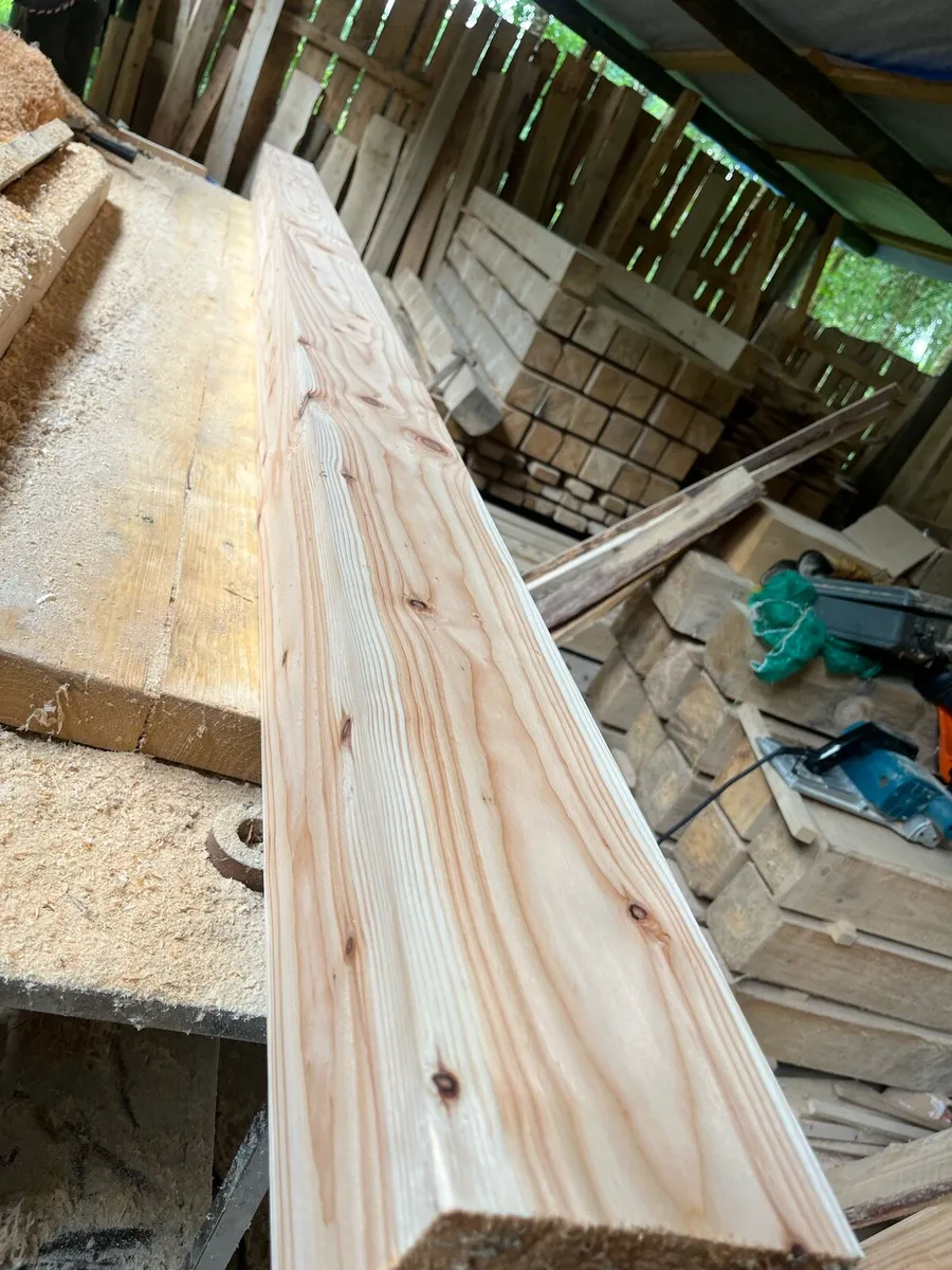 Larch beam posts - Image 3