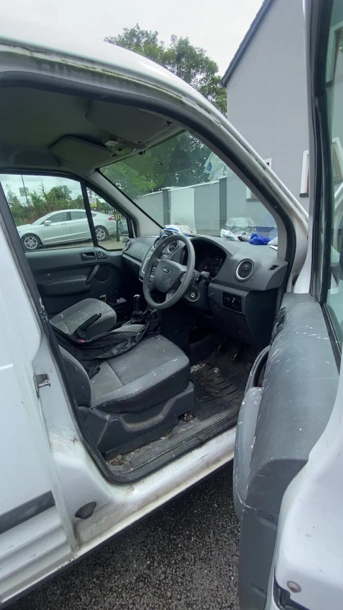 Ford transit connect - Image 2