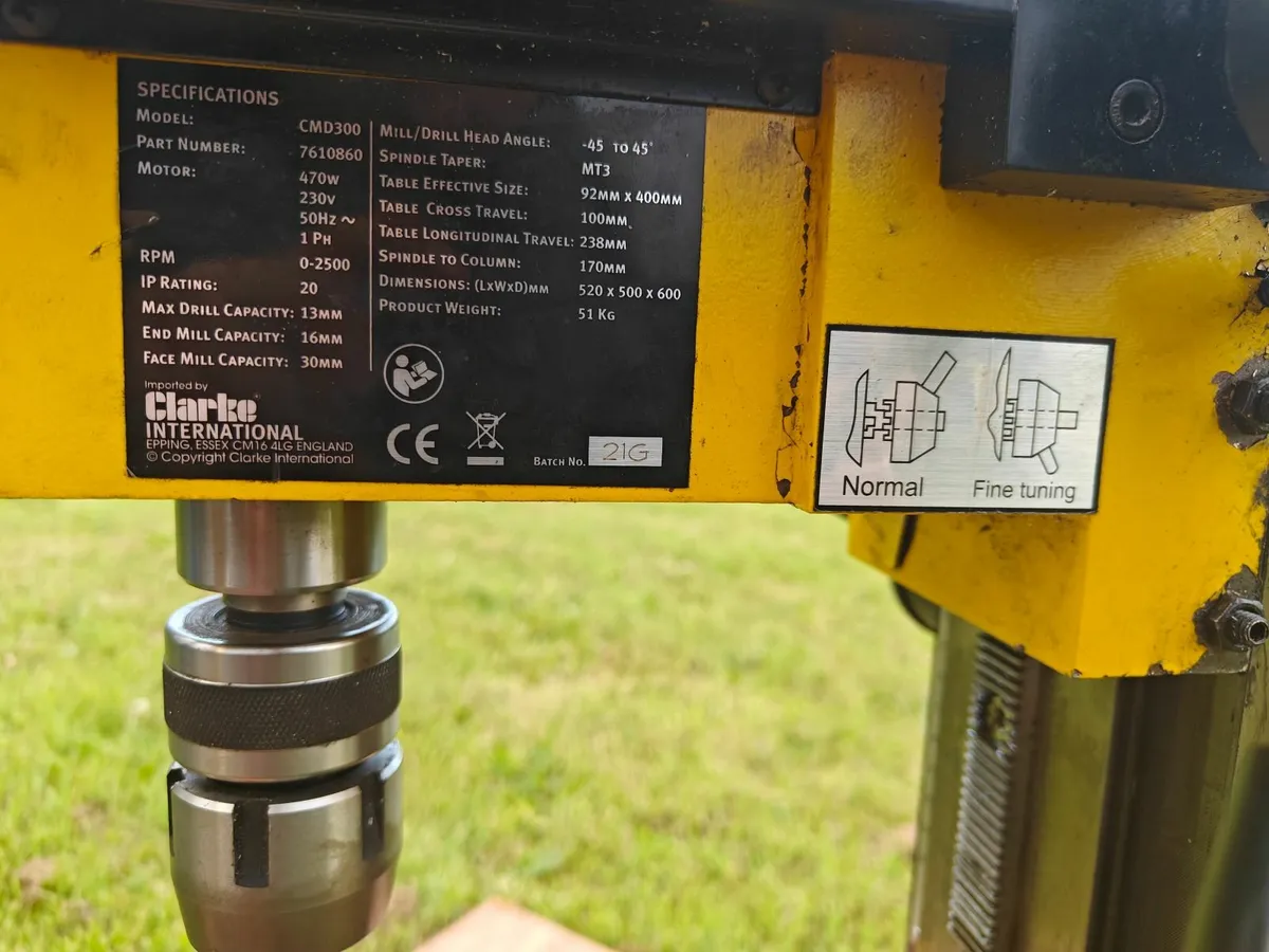 Clarke metalworker drilling milling machine - Image 2