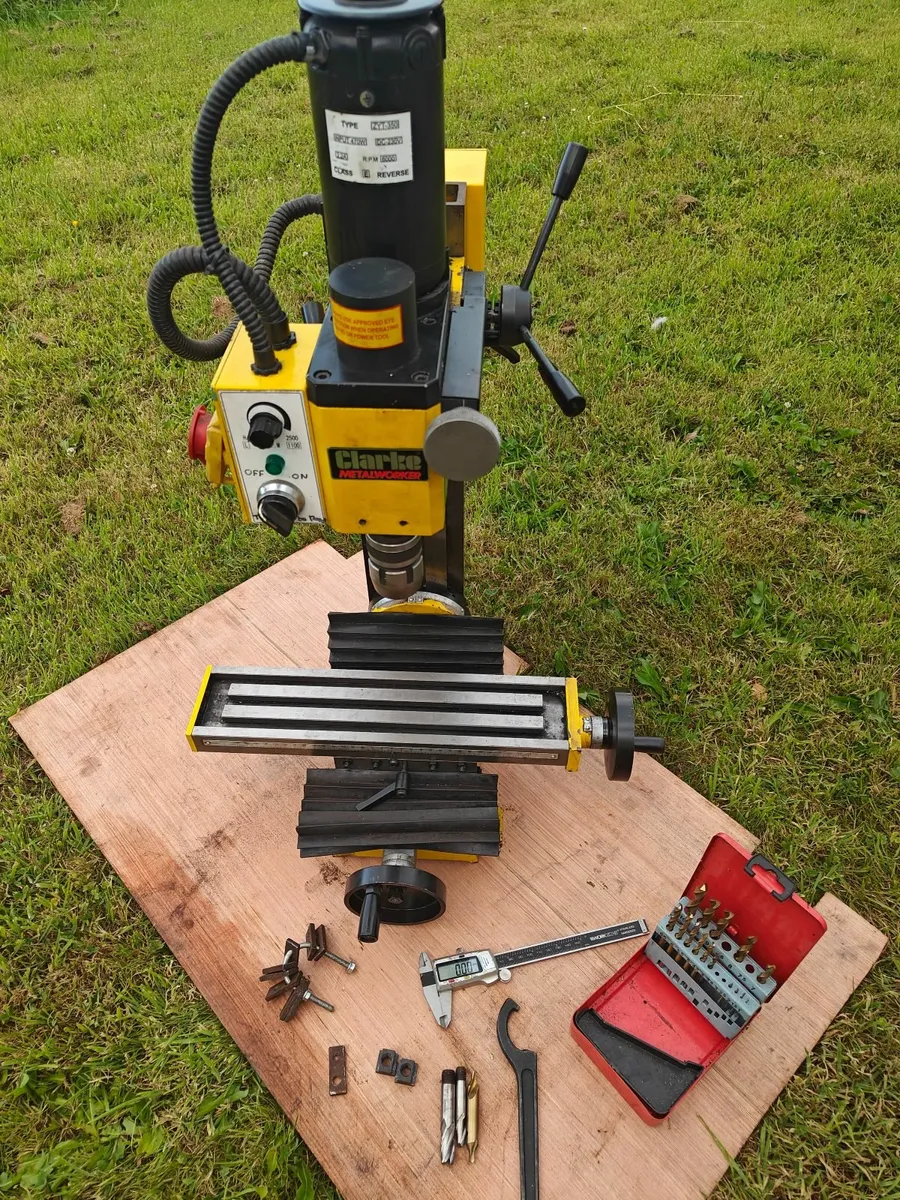 Clarke metalworker drilling milling machine - Image 1
