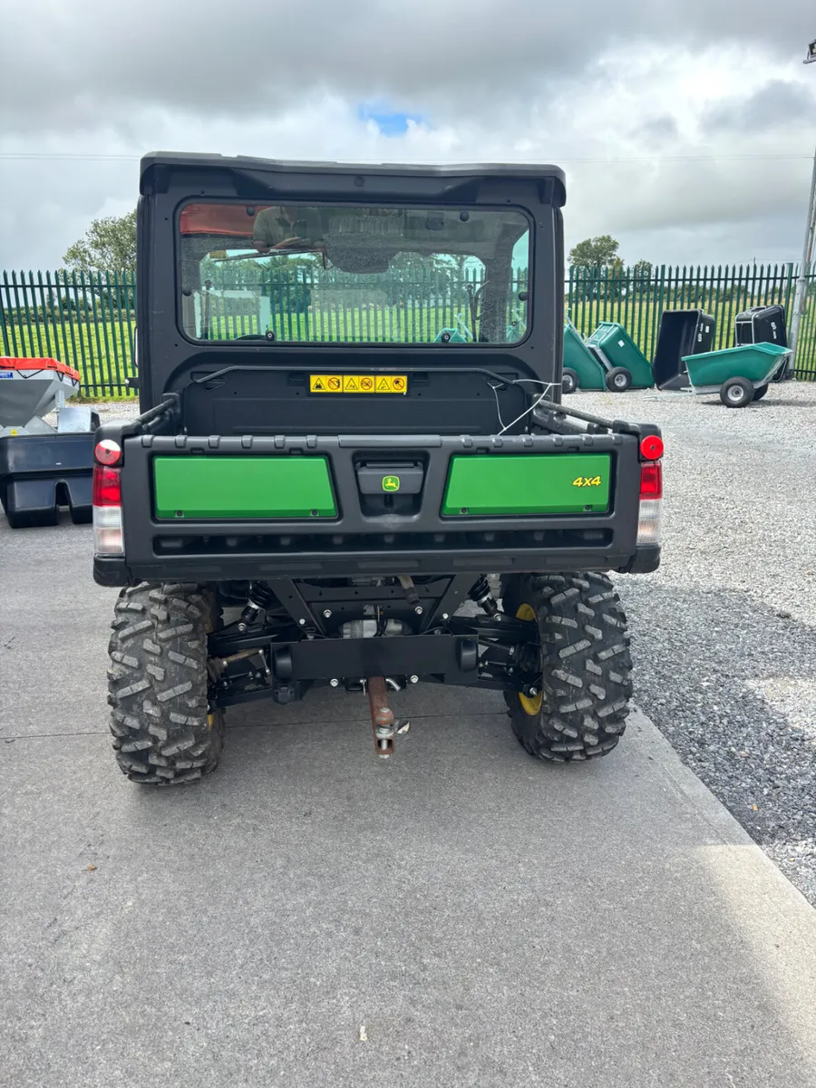 2023 John Deere Gator XUV865M - Image 2