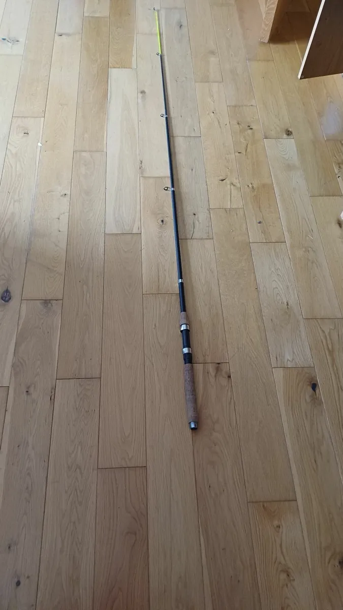 Fishing rod/reel - Image 3